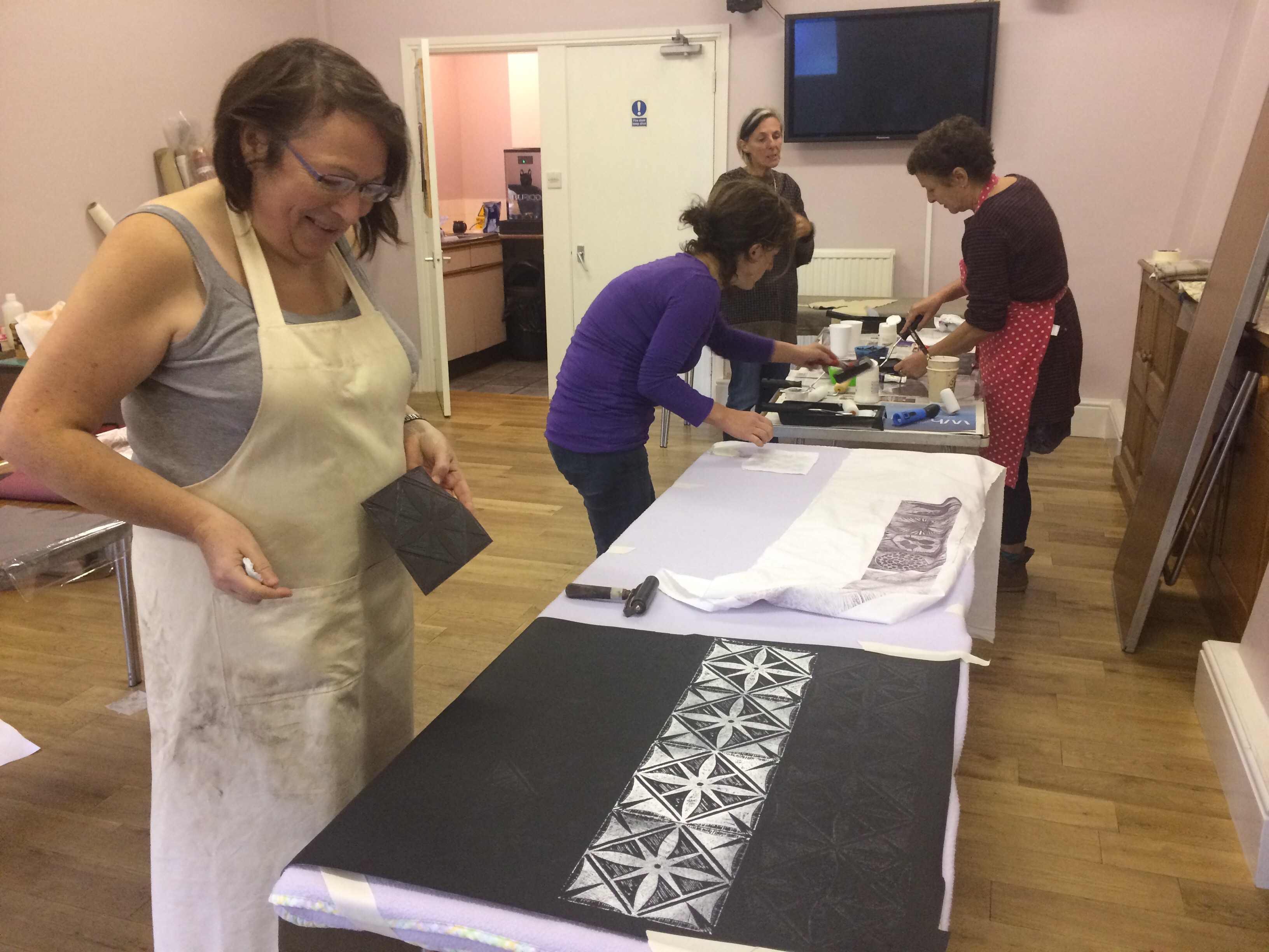 Image of a Carolyn Murphy fabric printing workshop in the Lake District 